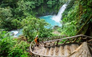 Rio Celeste Guided Tour from La Fortuna