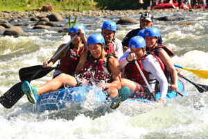 Sarapiquí Whitewater Rafting Class III & IV – Thrill and Nature Combined